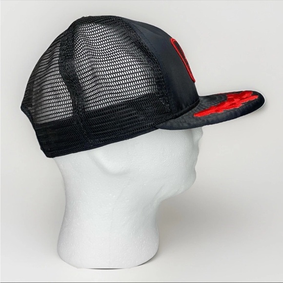 Vintage Lund Boats Hat Cap SnapBack Motor Boating Fishing Adjustable Super Satin - Picture 5 of 11